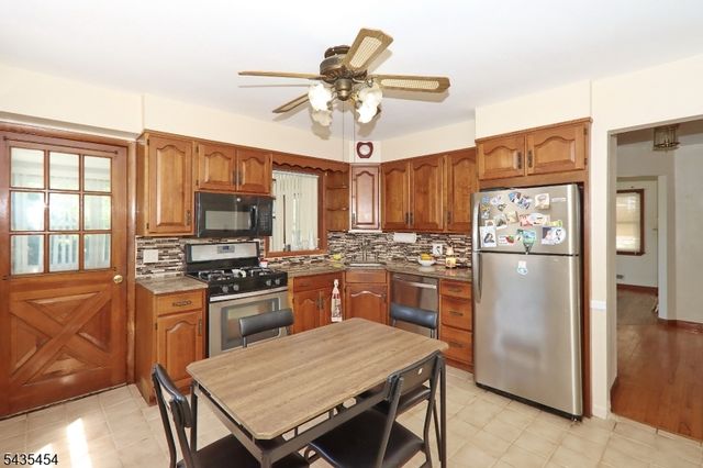126 N 20Th St, Kenilworth Boro, NJ 07033