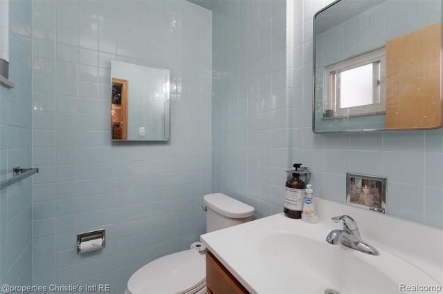 20312 Yale Street, Saint Clair Shores, MI 48081