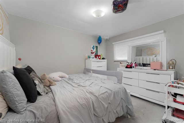 20312 Yale Street, Saint Clair Shores, MI 48081