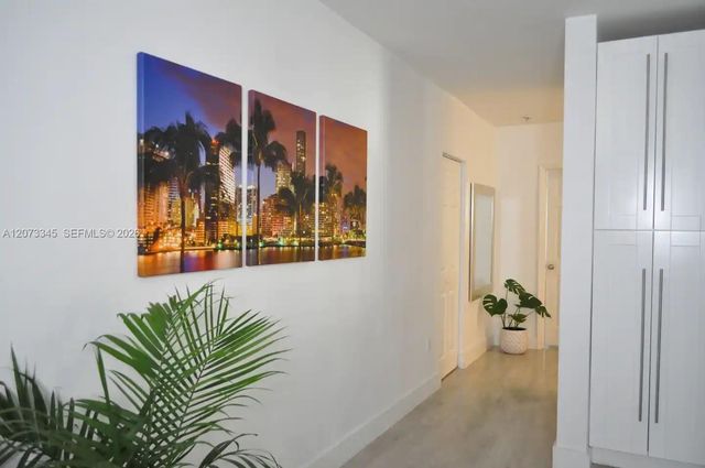 811 SW 11th Street 811, Miami, FL 33129