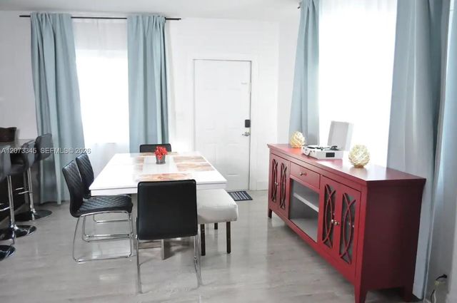 811 SW 11th Street 811, Miami, FL 33129