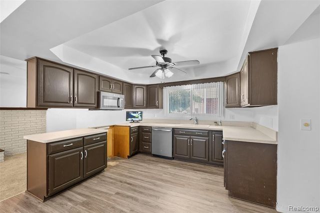 10057 Westlake Street, Taylor, MI 48180