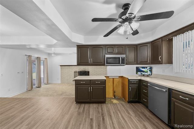 10057 Westlake Street, Taylor, MI 48180