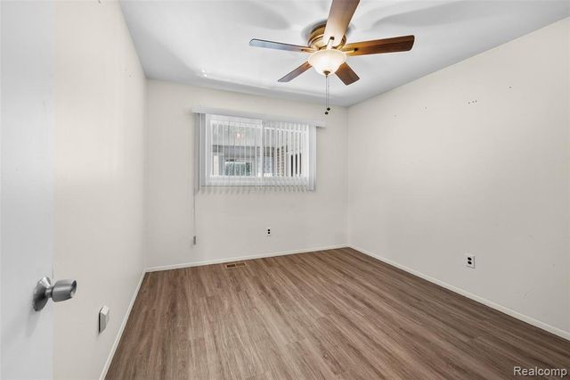 10057 Westlake Street, Taylor, MI 48180