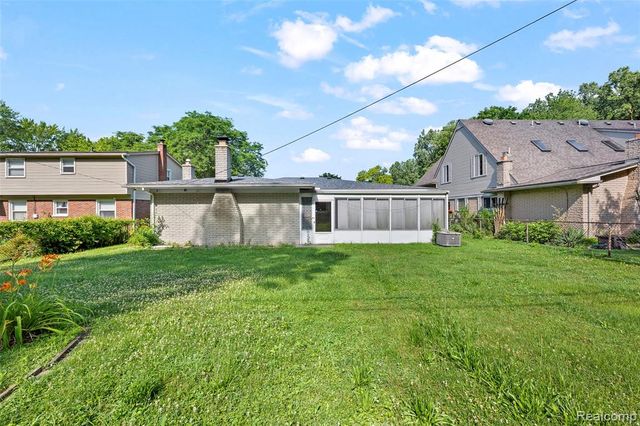 10057 Westlake Street, Taylor, MI 48180