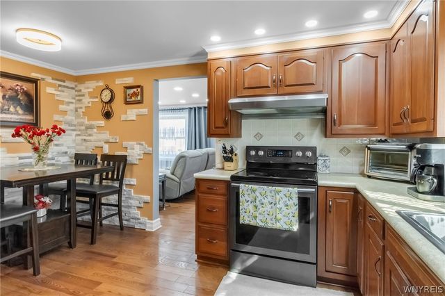 155 Angelacrest Lane, West Seneca, NY 14224