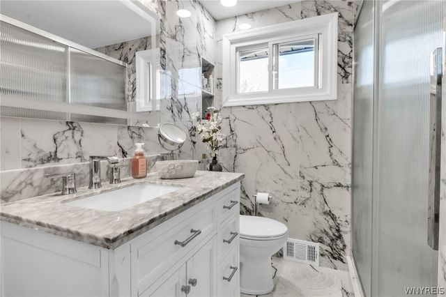 155 Angelacrest Lane, West Seneca, NY 14224