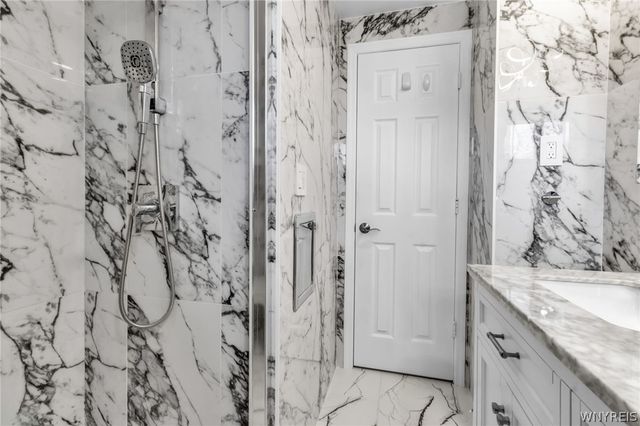 155 Angelacrest Lane, West Seneca, NY 14224