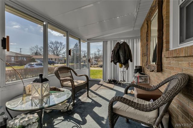 155 Angelacrest Lane, West Seneca, NY 14224