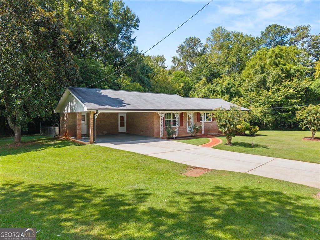 3961 Camelot Court, Tucker, GA 30084 — photo 2