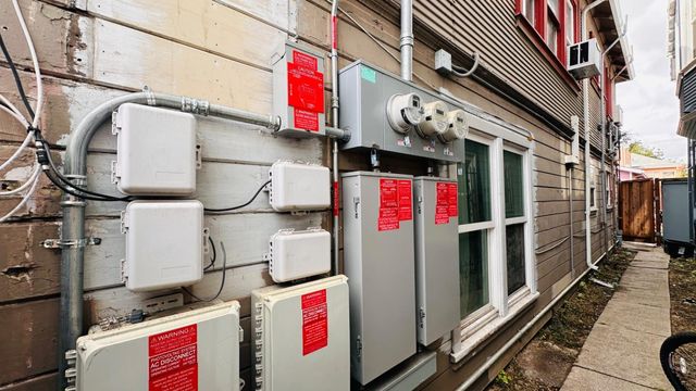 1439 38th Avenue, Oakland, CA 94601