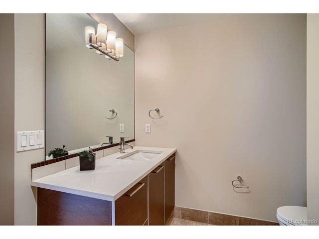 3420 W 32nd Ave 201, Denver, CO 80211