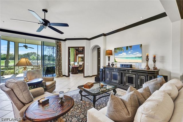 15516 Monterosso LN 101, Naples, FL 34110