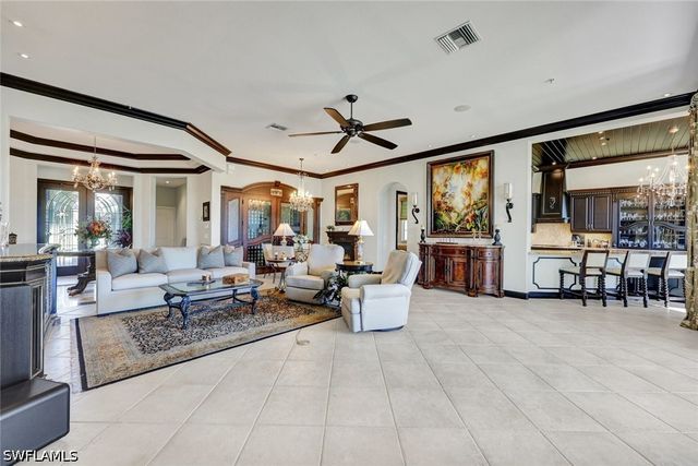 15516 Monterosso LN 101, Naples, FL 34110