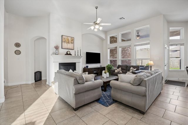 3306 Explorer Way, Conroe, TX 77301