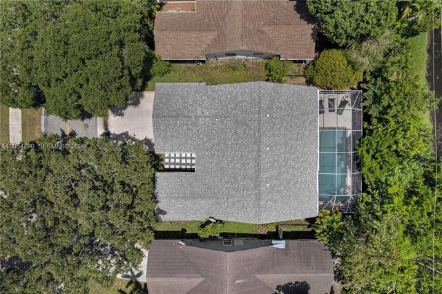 6610 NW 41st Terrace, Coconut Creek, FL 33073