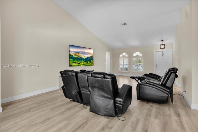6610 NW 41st Terrace, Coconut Creek, FL 33073