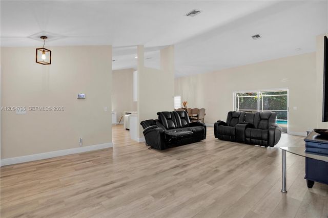 6610 NW 41st Terrace, Coconut Creek, FL 33073