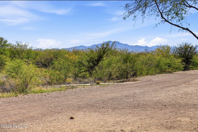 12490 E Camino Ambato, Vail, AZ 85641