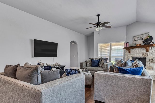 7105 Water Meadows Drive, Fort Worth, TX 76123