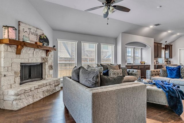 7105 Water Meadows Drive, Fort Worth, TX 76123