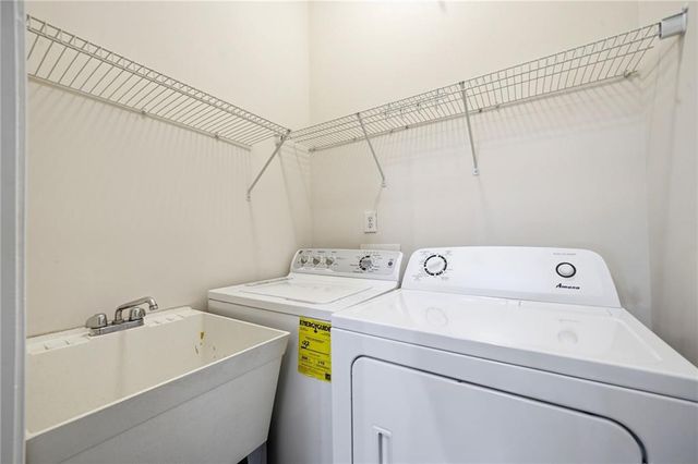 1158 Gateview Drive, Lawrenceville, GA 30046