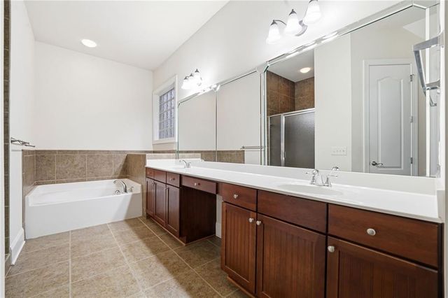 1158 Gateview Drive, Lawrenceville, GA 30046
