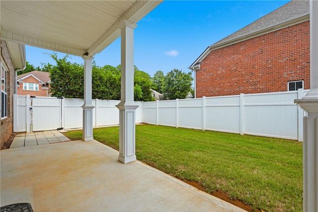 1158 Gateview Drive, Lawrenceville, GA 30046