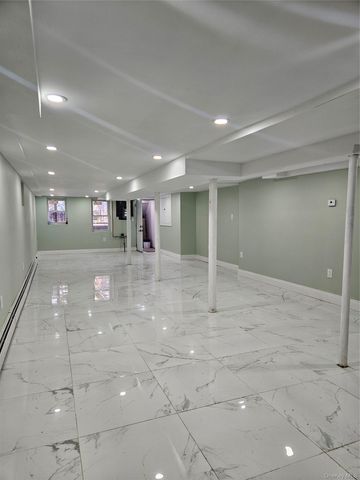2 Jardine Place, Brooklyn, NY 11233