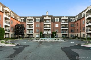 325 Regency Place, Middlesex, NJ 07095