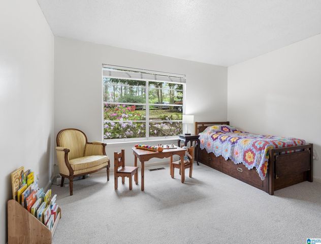 2452 FRESNO DRIVE, Vestavia Hills, AL 35216