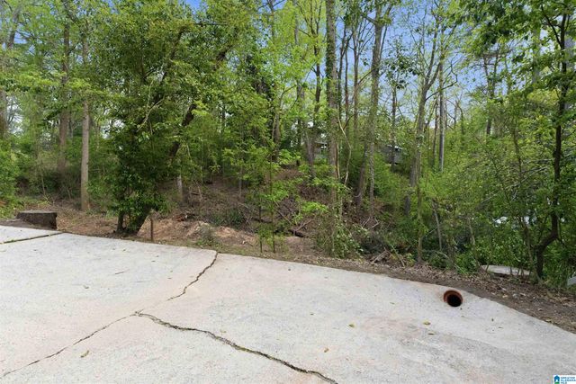 2452 FRESNO DRIVE, Vestavia Hills, AL 35216