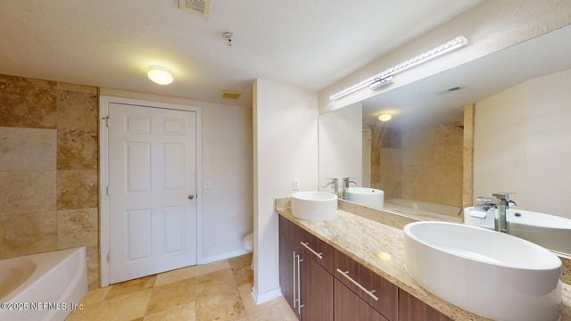 8550 TOUCHTON Road 1227, Jacksonville, FL 32216