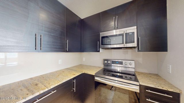 8550 TOUCHTON Road 1227, Jacksonville, FL 32216