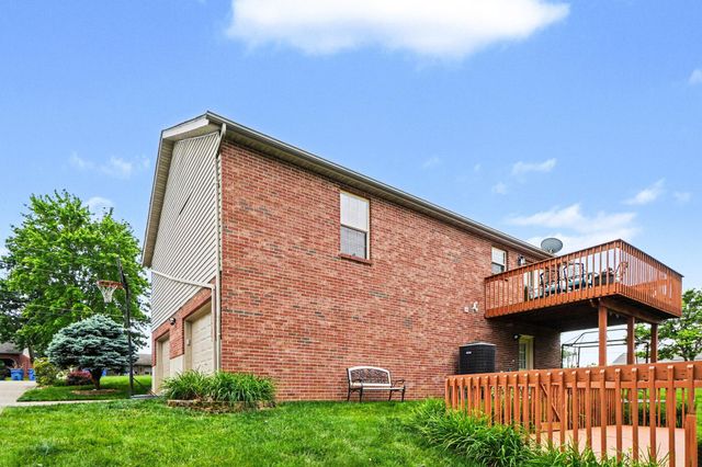 32 Ridge View Circle, Dry Ridge, KY 41035