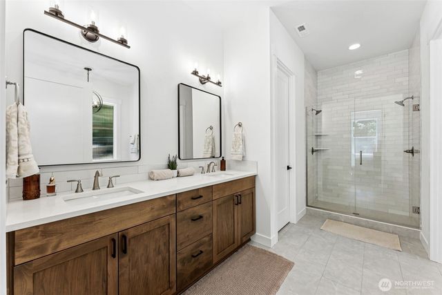 10360 Brownsville Highway NE, Poulsbo, WA 98370