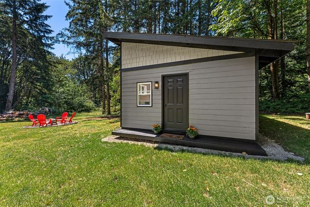 10360 Brownsville Highway NE, Poulsbo, WA 98370