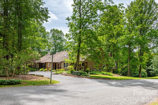 12 Pencross Circle, Etowah, NC 28729