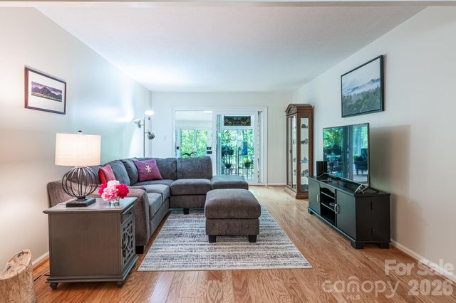 12 Pencross Circle, Etowah, NC 28729