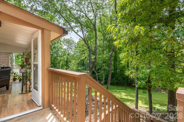 12 Pencross Circle, Etowah, NC 28729