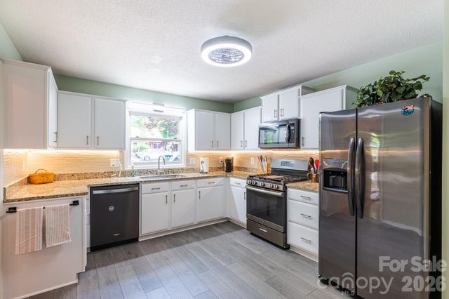12 Pencross Circle, Etowah, NC 28729