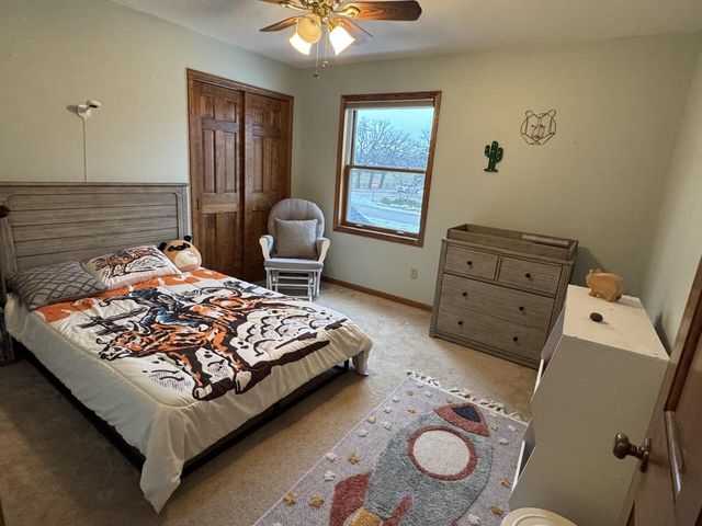 W327S8037 Memory LANE, Mukwonago, WI 53149