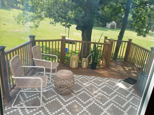 W327S8037 Memory LANE, Mukwonago, WI 53149