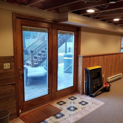 W327S8037 Memory LANE, Mukwonago, WI 53149