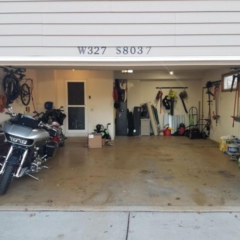 W327S8037 Memory LANE, Mukwonago, WI 53149