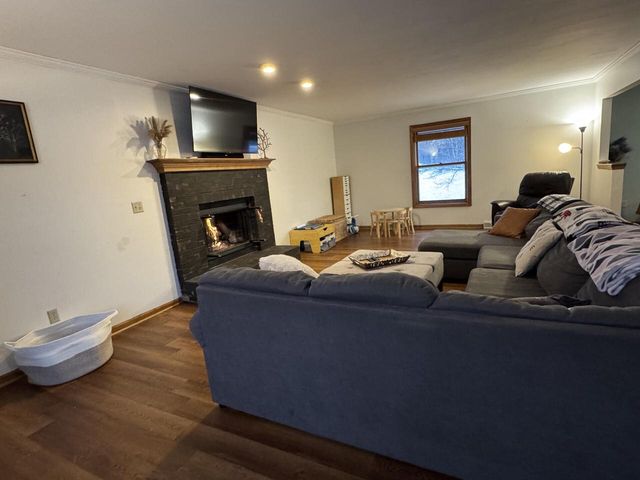 W327S8037 Memory LANE, Mukwonago, WI 53149