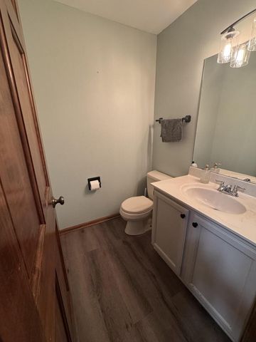 W327S8037 Memory LANE, Mukwonago, WI 53149