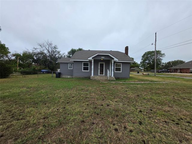 1745 W Wiley Street, Shawnee, OK 74804