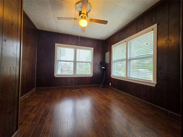 1745 W Wiley Street, Shawnee, OK 74804