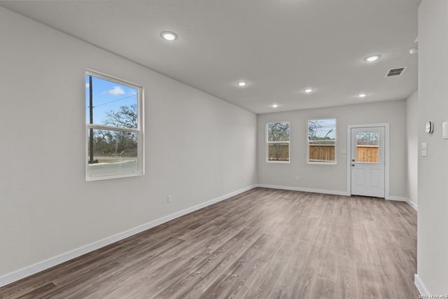 4306 HOBBITON WAY, New Braunfels, TX 78130